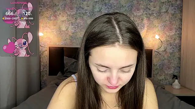 LoraDavi online show from 4, 3, 2026