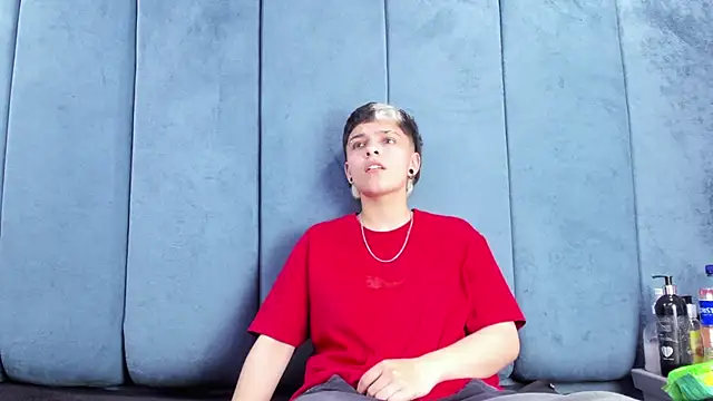 Megan Thompson  online show from 17, 4, 2026