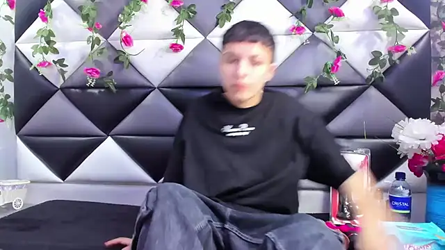 Snapshot of Megan_Thompson_ chatting on 21, 9, 2025 Megan Thompson online show from 21, 9, 2025