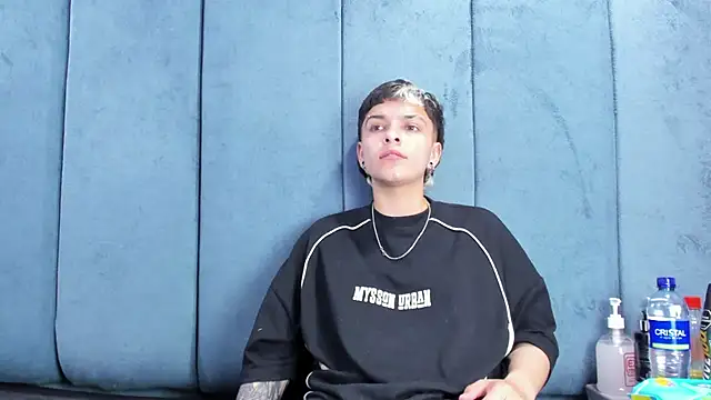 Megan Thompson  online show from 23, 5, 2026