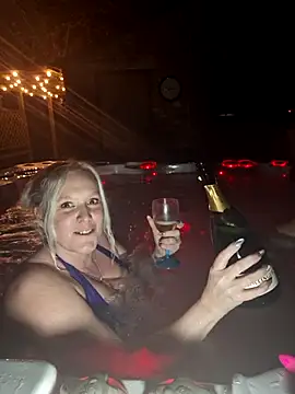 Bouncy-Bella28X online show from 27, 3, 2026