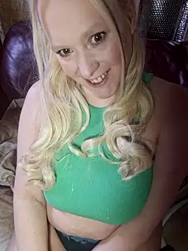 Bouncy-Bella28X online show from 13, 4, 2026