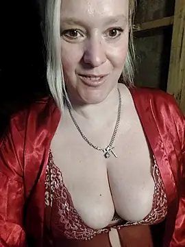 Bouncy-Bella28X online show from 10, 10, 2025