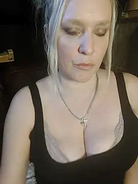 Bouncy-Bella28X online show from 13, 10, 2025