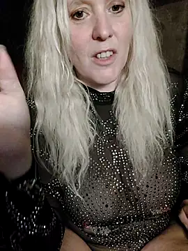 Bouncy-Bella28X online show from 22, 9, 2025