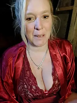 Bouncy-Bella28X online show from 5, 10, 2025