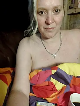 Bouncy-Bella28X online show from 22, 9, 2025