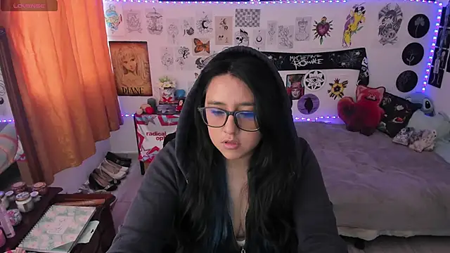 Cherry blush  online show from 22, 4, 2026