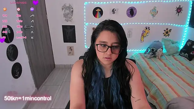 Snapshot of Cherry_blush_ chatting on 11, 7, 2026 Cherry blush online show from 11, 7, 2026