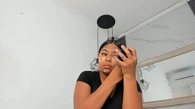 keyla mejia online show from 21, 3, 2026