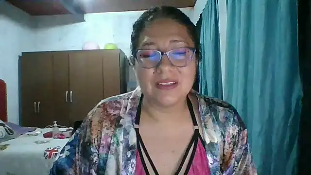 scarlett widow  online show from 4, 10, 2025