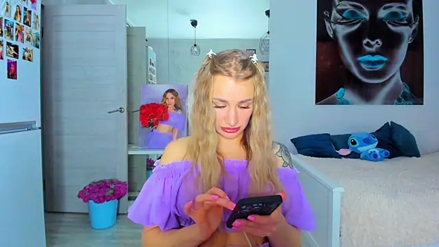 Snapshot of MashaFromRussia__ chatting on 30, 11, 2025 MashaFromRussia online show from 30, 11, 2025