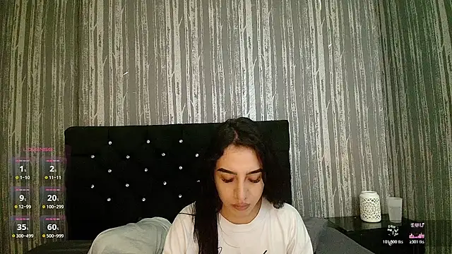 Alicee Moonn online show from 25, 5, 2026