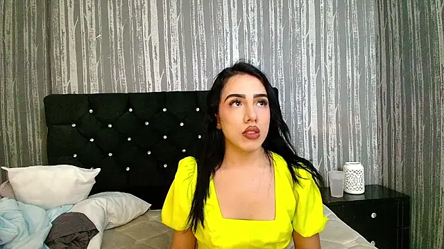 Alicee Moonn online show from 9, 5, 2026