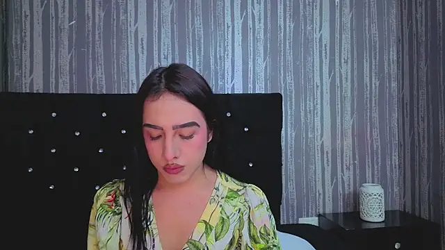 Alicee Moonn online show from 26, 6, 2026