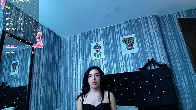 Alicee Moonn online show from 2, 10, 2025