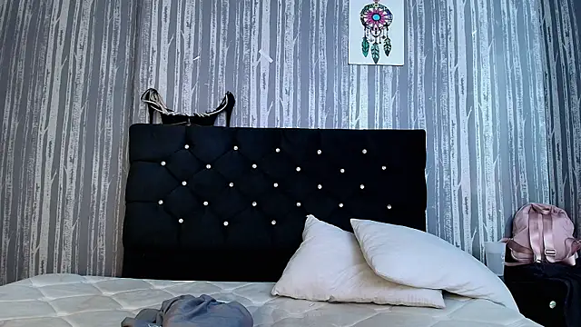 Alicee Moonn online show from 13, 11, 2025