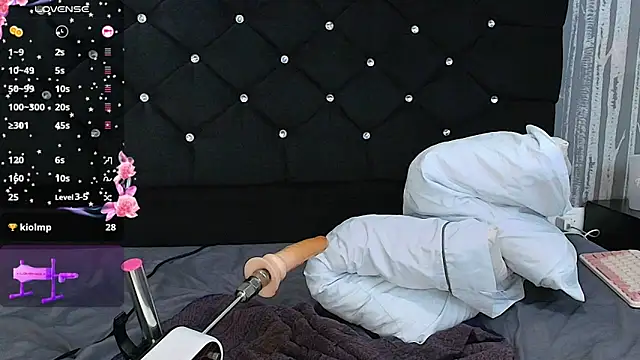 Alicee Moonn online show from 26, 11, 2025