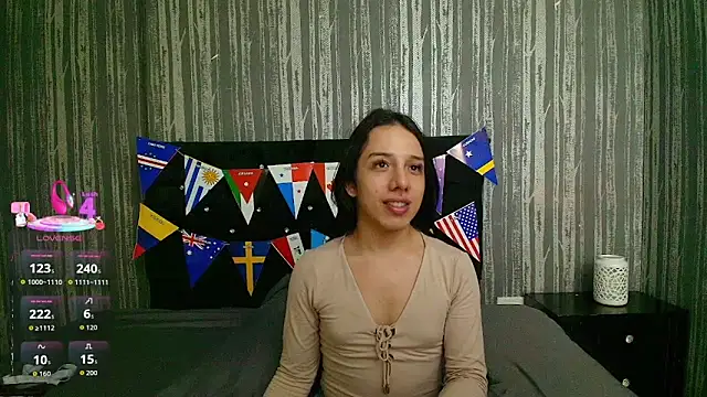 Alicee Moonn online show from 14, 6, 2026