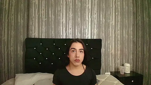 Alicee Moonn online show from 24, 6, 2026