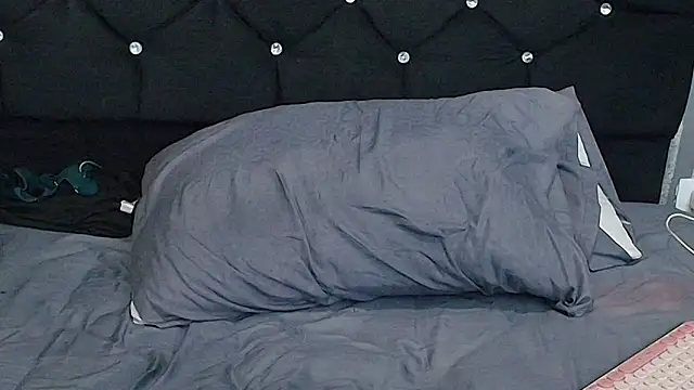 Alicee Moonn online show from 27, 11, 2025