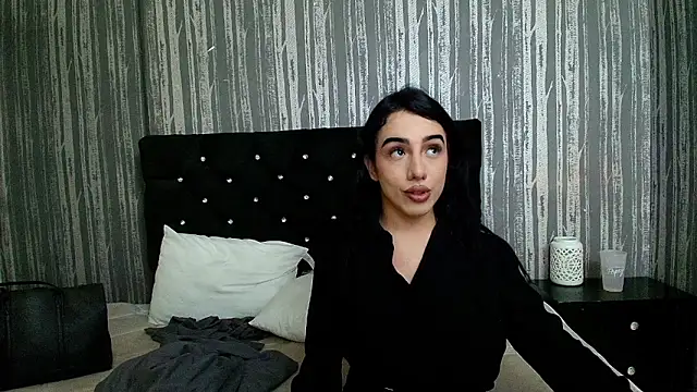 Alicee Moonn online show from 6, 5, 2026