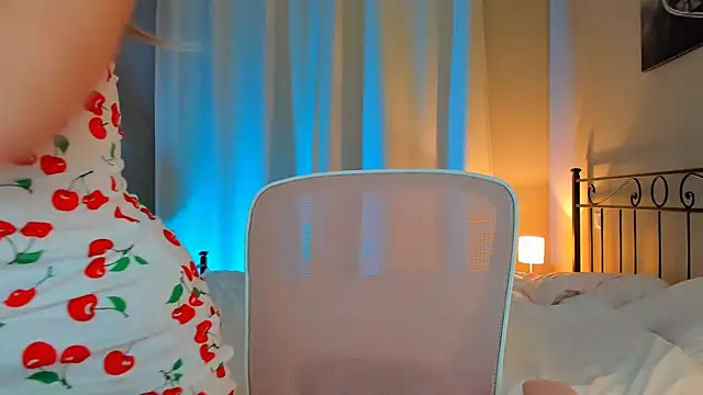 VelvetEliza online show from 28, 9, 2025