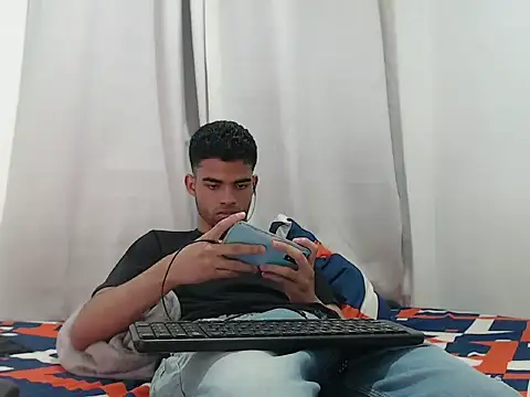 camillo beischel  online show from 15, 9, 2025