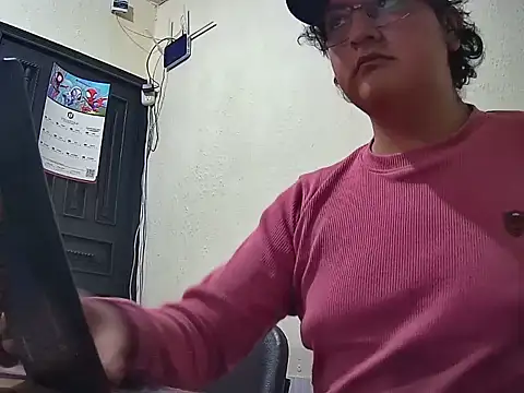 Snapshot of LordDscv chatting on 10, 10, 2025 LordDscv online show from 10, 10, 2025