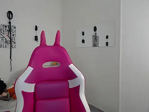 kendall-Jenner online show from 23, 4, 2026