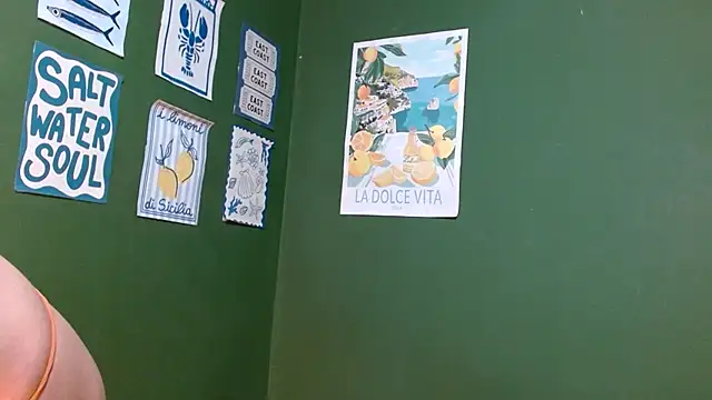 Roxiehood online show from 14, 12, 2025