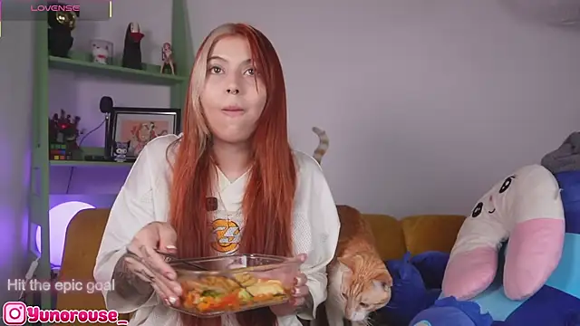 YunoRose  online show from 10, 4, 2026