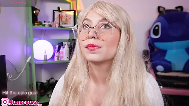 YunoRose  online show from 21, 10, 2025