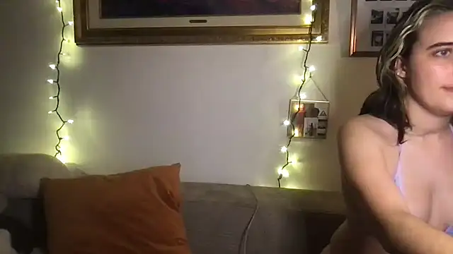 rose puzzy69 online show from 17, 12, 2025