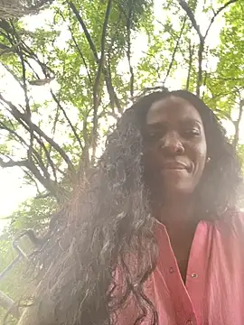 Bustykeyla online show from 8, 3, 2025