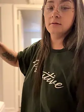 Alix Valentine online show from 6, 11, 2025