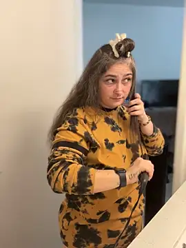 Alix Valentine online show from 23, 9, 2025