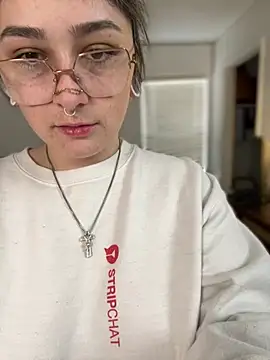 Alix Valentine online show from 11, 2, 2026