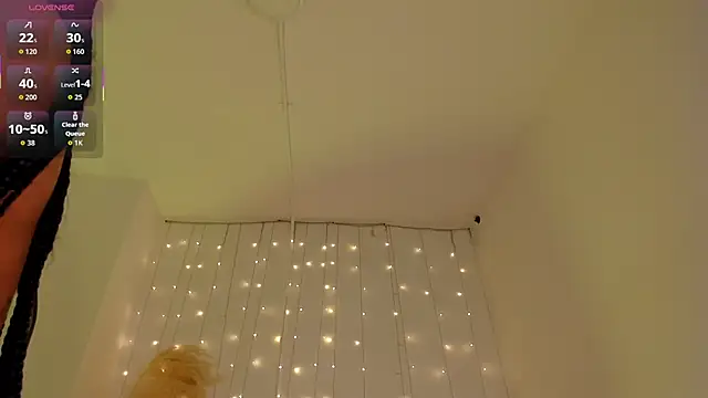 Violett030 online show from 4, 10, 2025