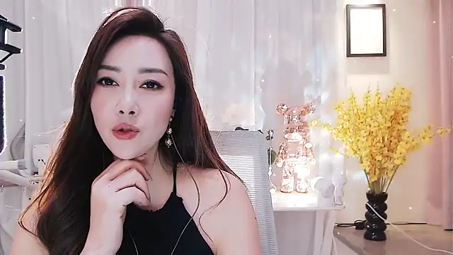 Snapshot of xya_singer chatting on 24, 9, 2025 xya singer online show from 24, 9, 2025