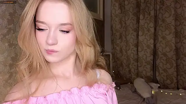 Emma Frosty online show from 10, 9, 2025