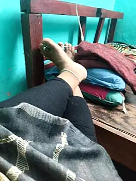 Villageanuty online show from 10, 4, 2026