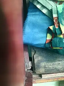 Villageanuty online show from 30, 3, 2026