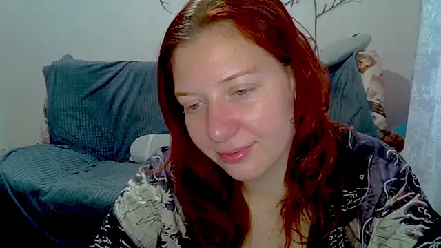 Lily Ember online show from 16, 2, 2026