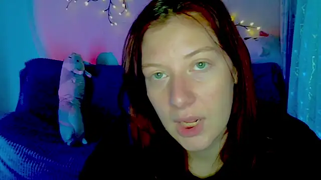 Lily Ember online show from 6, 2, 2026