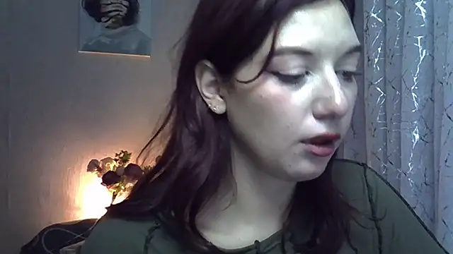 Lily Ember online show from 7, 10, 2025