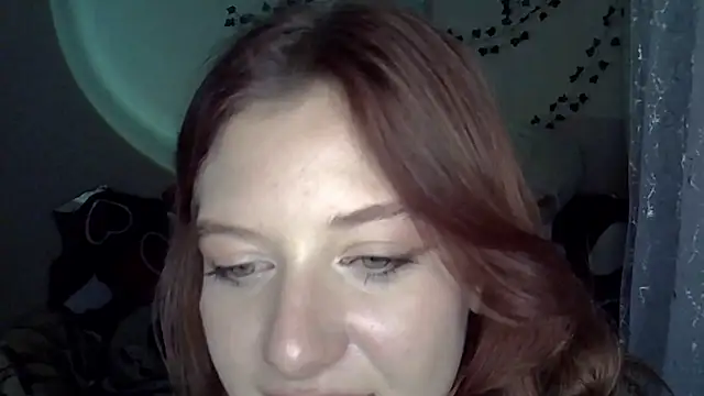 Lily Ember online show from 19, 11, 2025