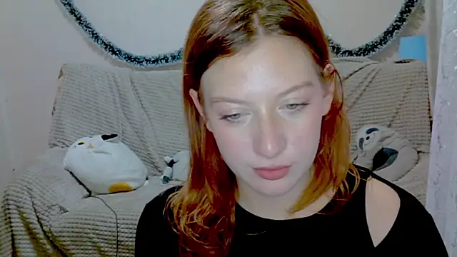 Lily Ember online show from 18, 12, 2025