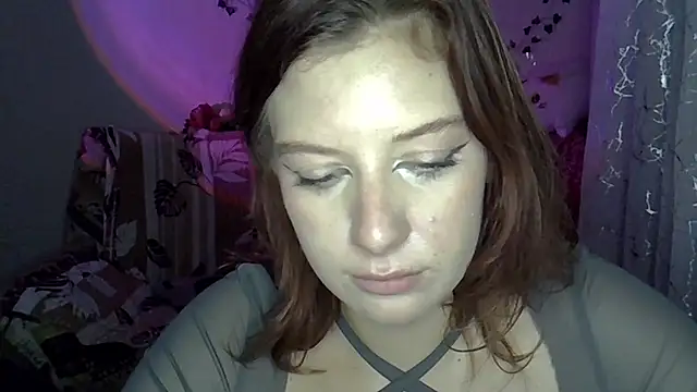 Lily Ember online show from 30, 11, 2025