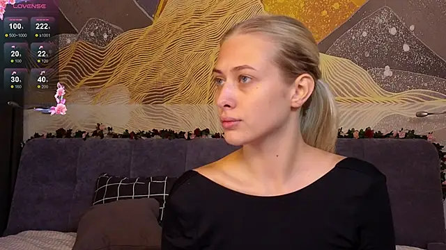 ChristyMarshall online show from 10, 9, 2025